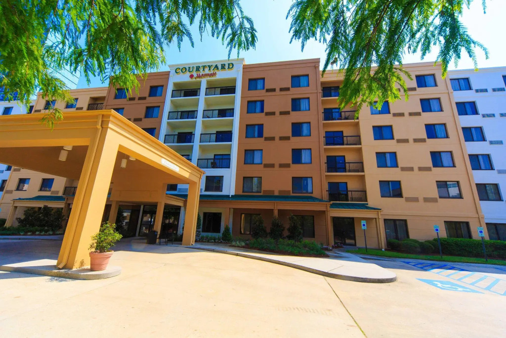 Courtyard by Marriott New Orleans Metairie