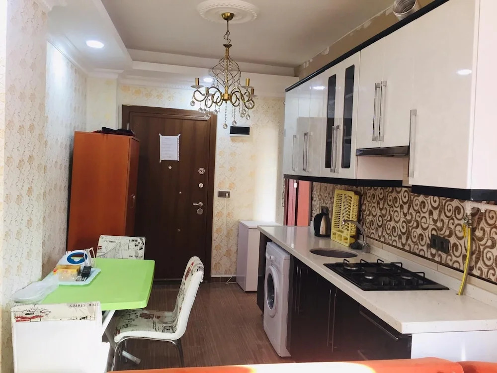 Deluxe Royal Apart