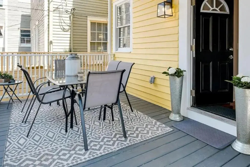 111 Waldburg street Beautifully Renovated Historic 5 bedroom 5 bath