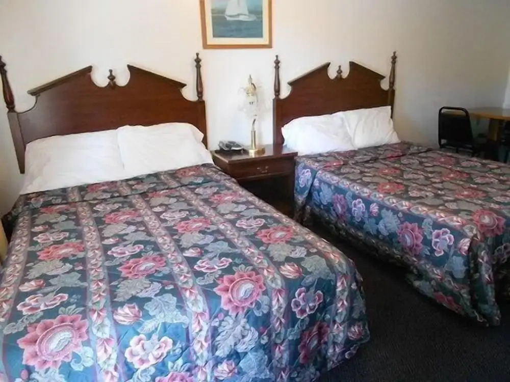 Lamplighter Motel - Clinton, Connecticut