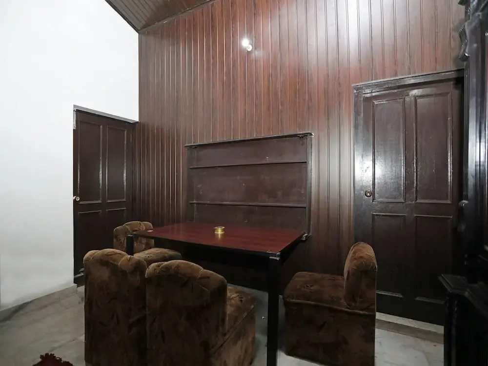 OYO 13157 Home 2BHK Lake View Ayarpatta Nainital