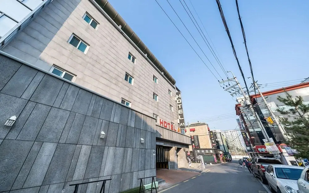Suwon A1