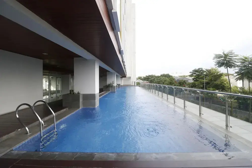 RedDoorz Apartment near Summarecon Mall Serpong