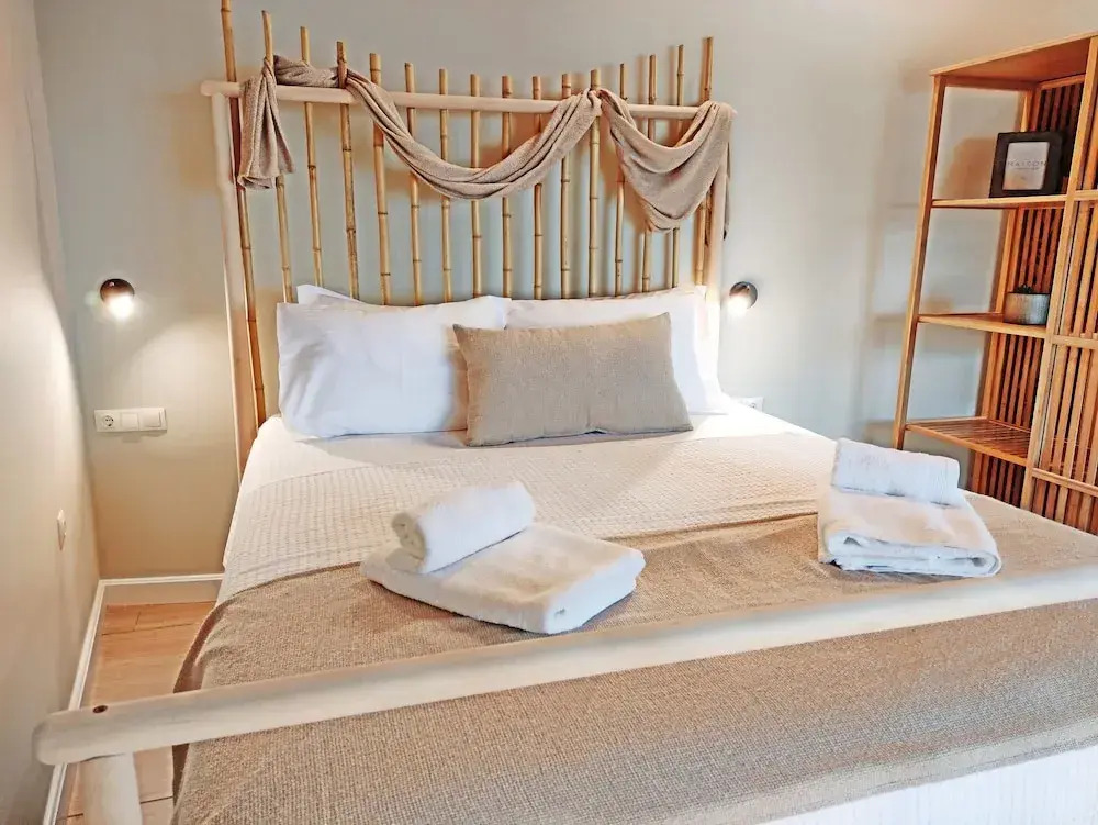 Sea & Cliff Luxury Suites
