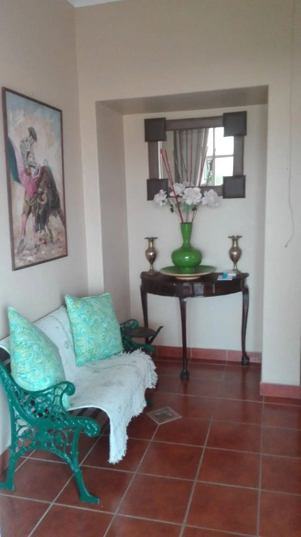 JoThams Bed & Breakfast or Self-catering