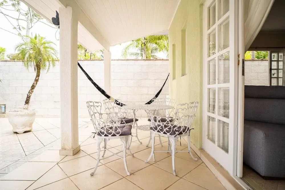 Linda casa no condomínio Morada da Praia