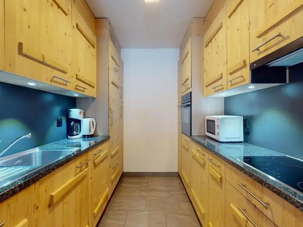 Apartment With Comfortable Arrangements