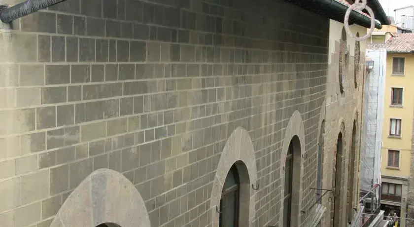 Buondelmonti Palace
