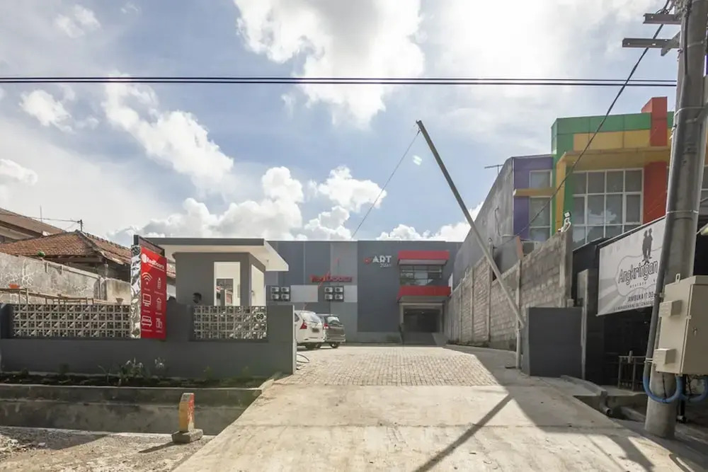 Art 2stay Hotel by Reddoorz