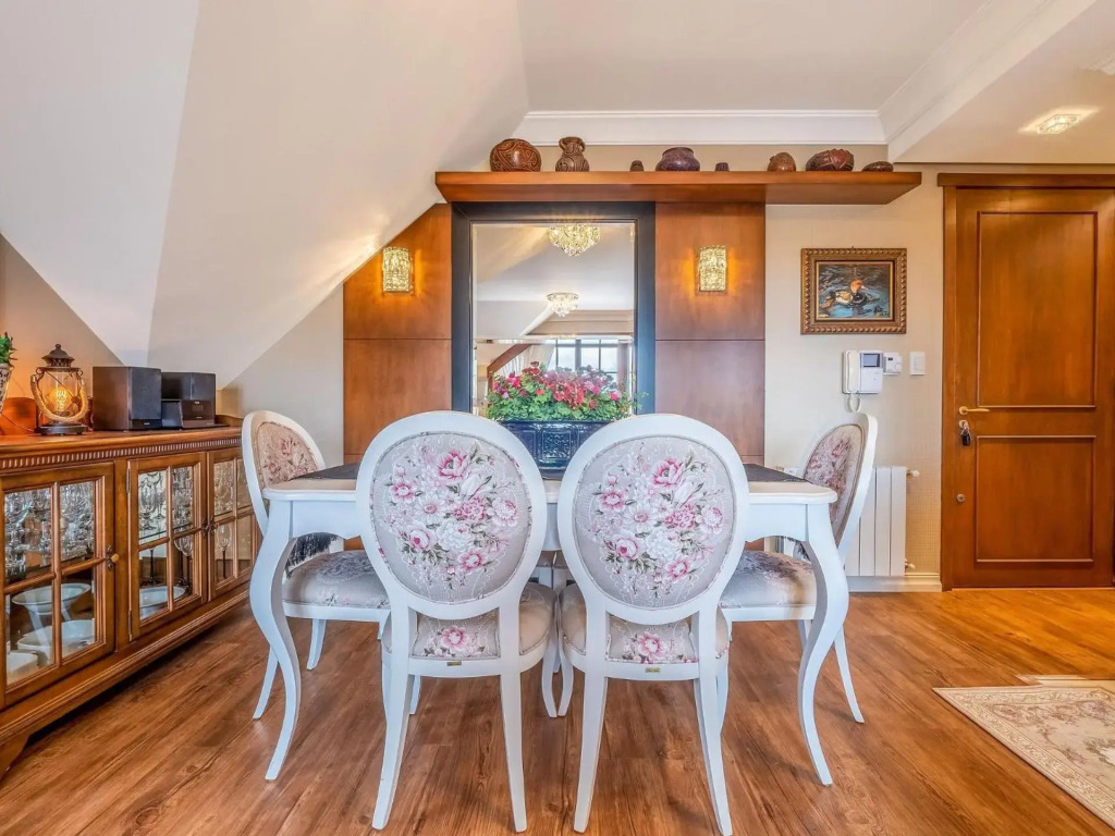 Villa Di Pietro 502 - Apto no coração de Gramado 400 metros Rua Coberta