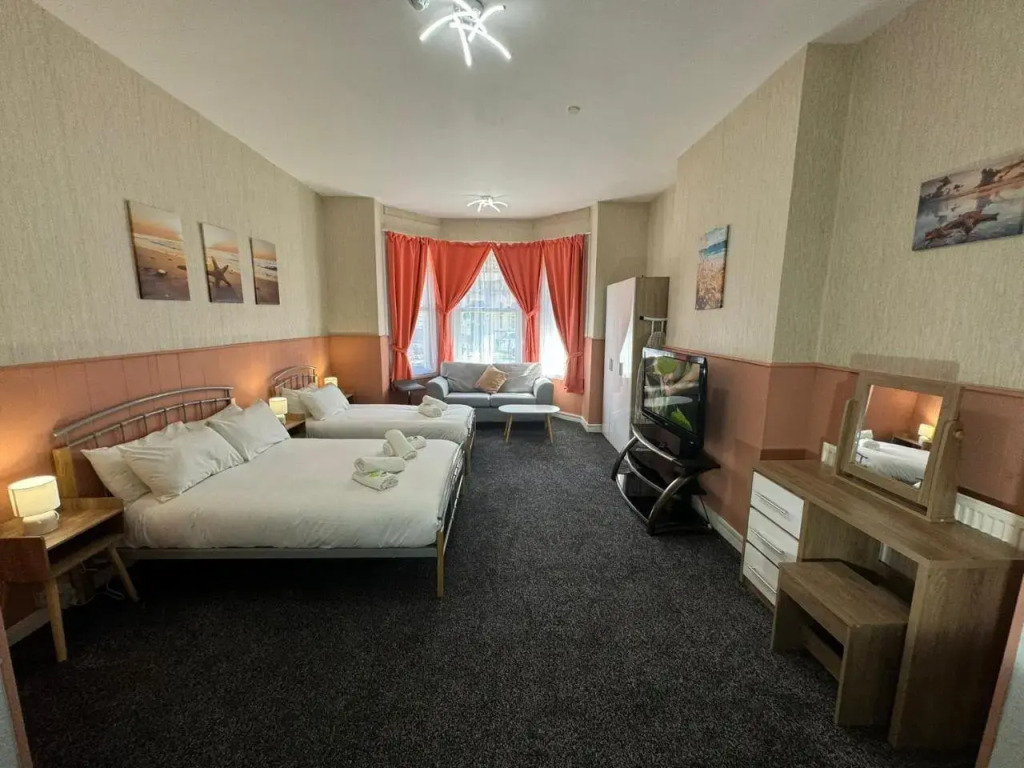 Amber Lodge Guest House
