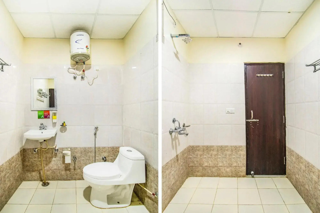 Via Elysian Grand - 3 kms from Chaudhary Charan Singh International Airport Lucknow