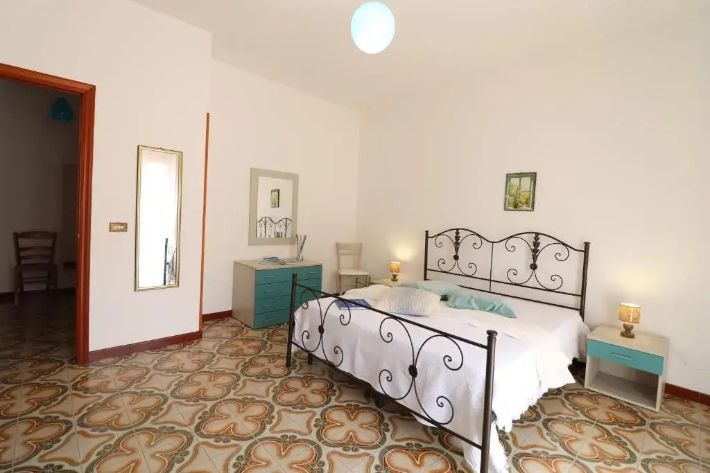 Isabel's House in Otranto 10 Seats