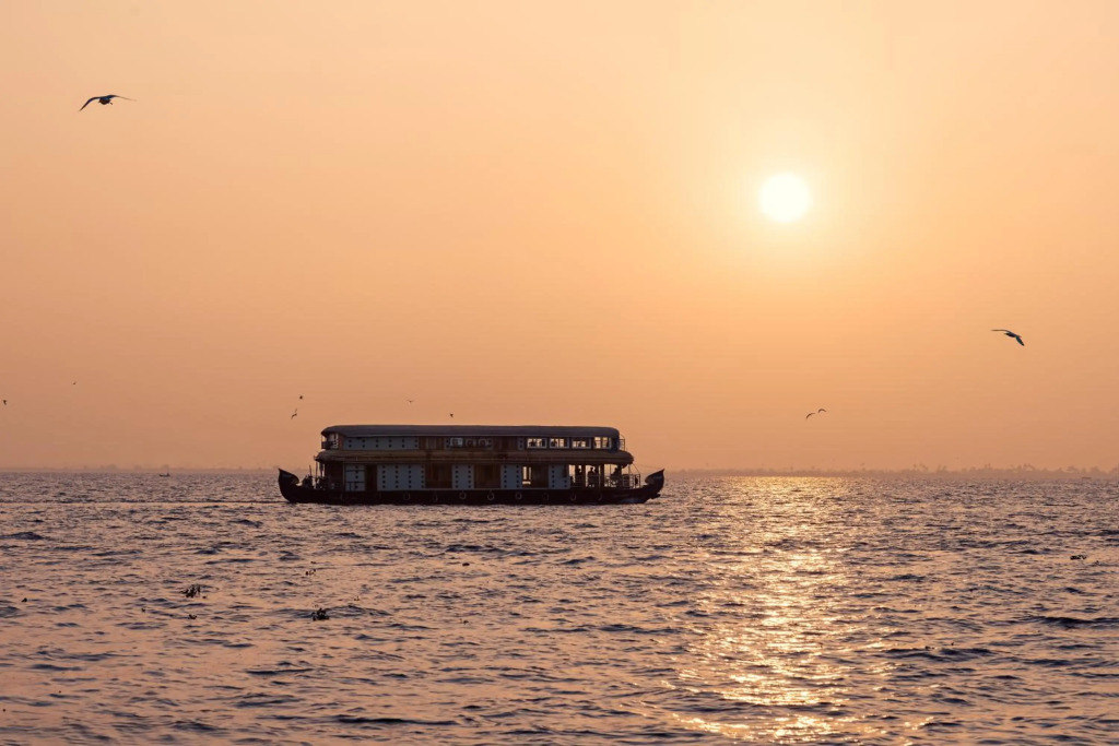 Lake Canopy Alleppey