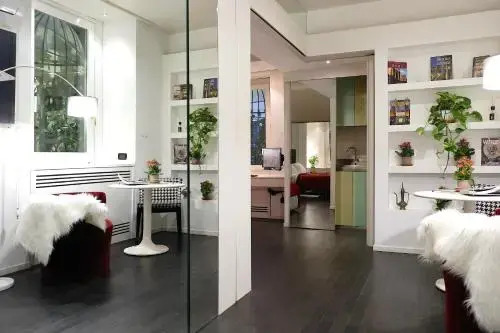 Via Condotti Private Suite