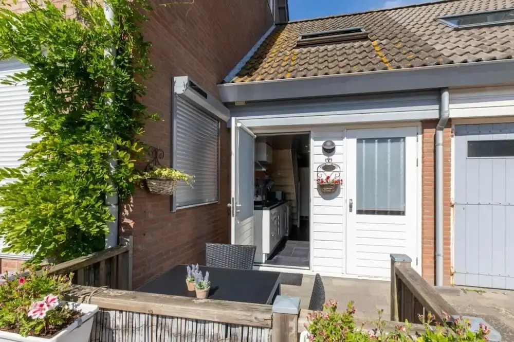 Studio in Zoutelande Near Stunning Beaches