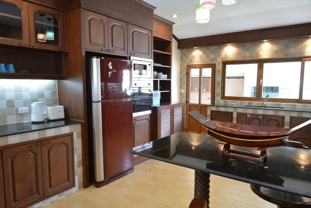 The Time Family 5 Bedroom Villa 92