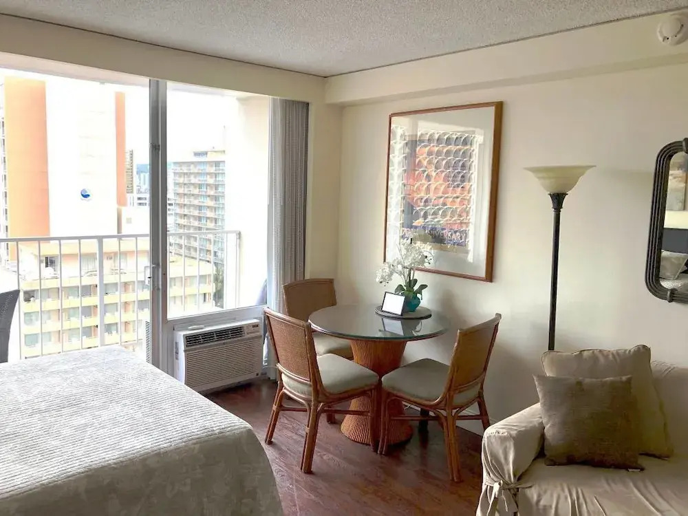Marine Surf Condo/free Parking/free Wifi/ 14 - Apartments for Rent in