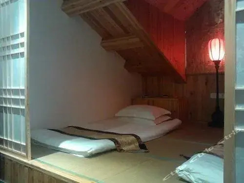 Minglu Villa Boutique Holiday Hotel