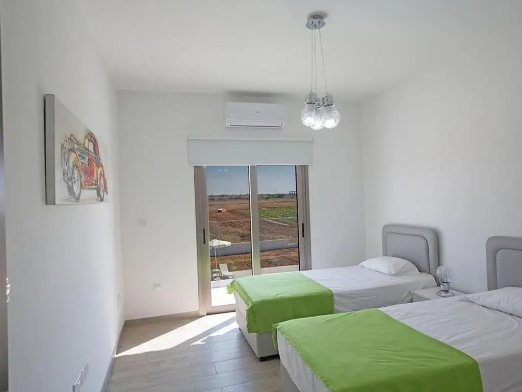 Villa Ioanni Chrysos - Luxury And New 6 Bedroom Protaras Villa