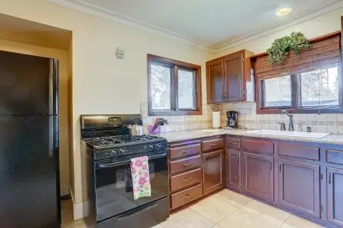 Albany-Close to Old Mill-3BR/2BA