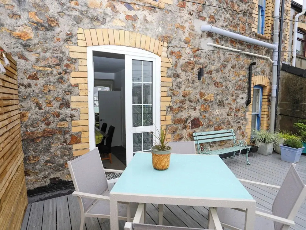 Harbourside Apartment