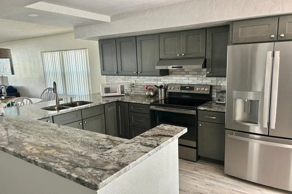 Shorewalk Vacation Villas