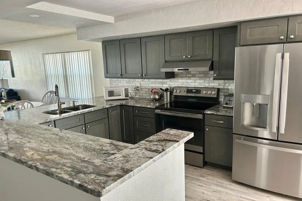 Shorewalk Vacation Villas