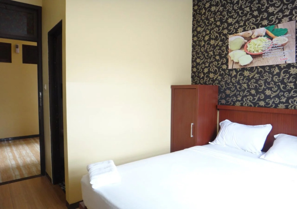 Front One Inn Malang