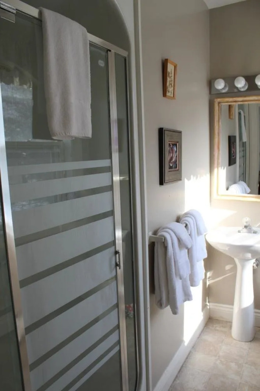 Carriage House Inn