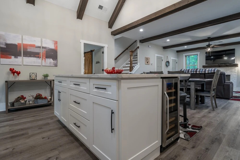 Whitetail Woods 3 Bedroom Home by RedAwning