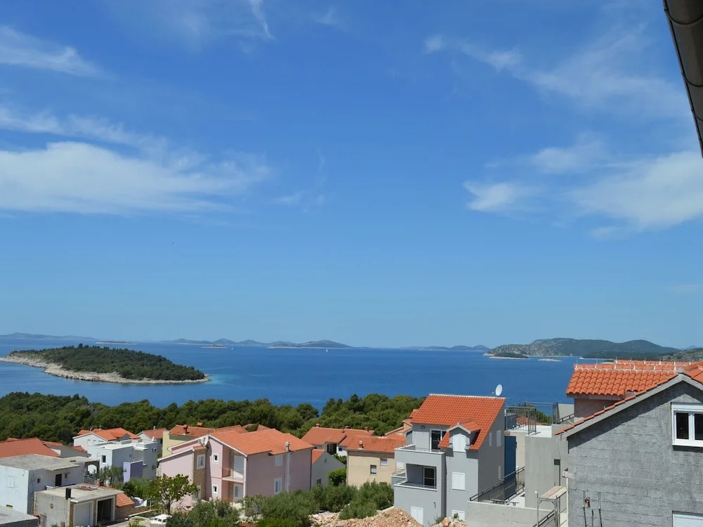 Apartments Mate Dalmatinka / A3 One Bedroom
