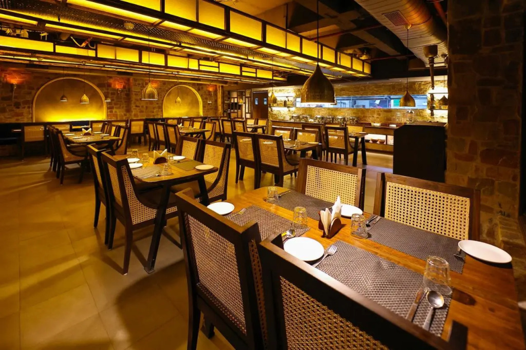 Historia Royal