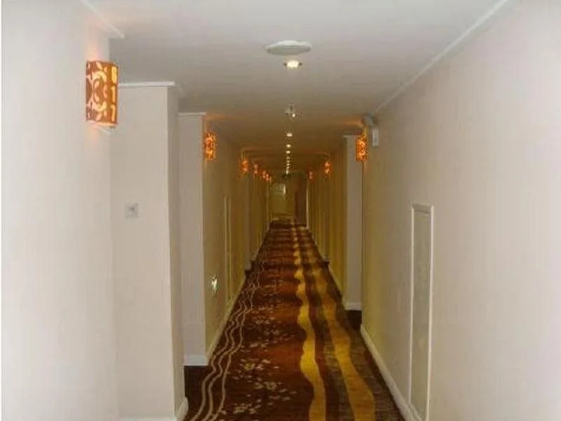 Yiwu Bairui Hotel