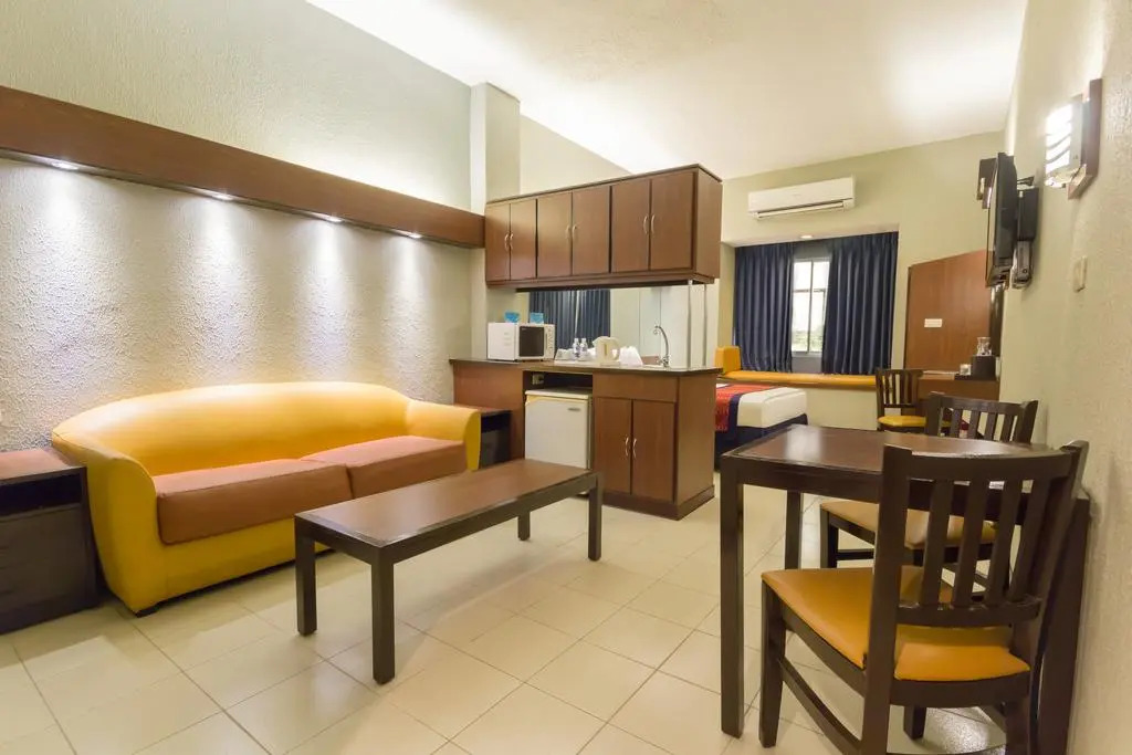 Microtel by Wyndham Eagle Ridge