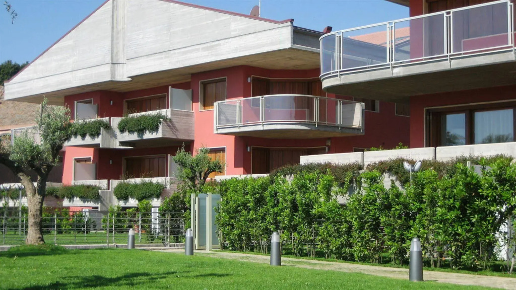 Catania Hills Residence