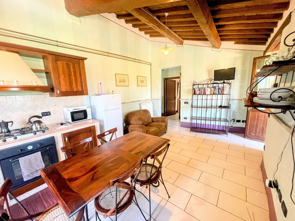 Apt 2 in Spoleto Stunning Grounds Panoramic Views all Around You! Sleeps 4