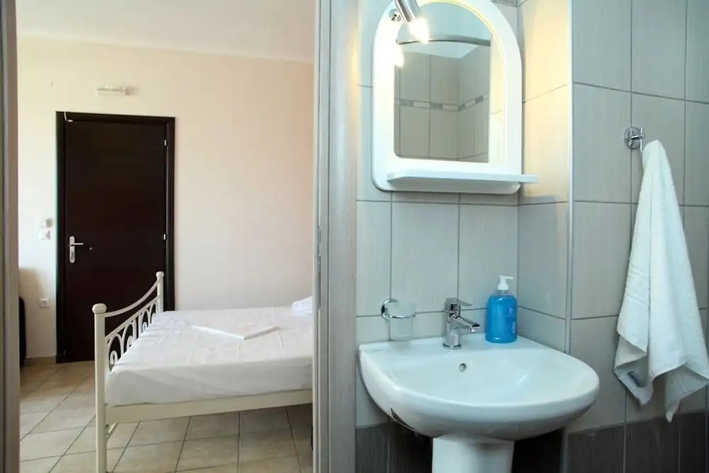 Avra apartments