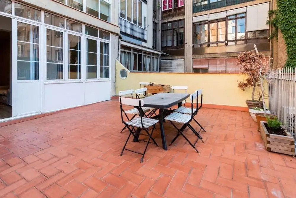 Cosy Comfortable 1 bed With Terrace in Eixample