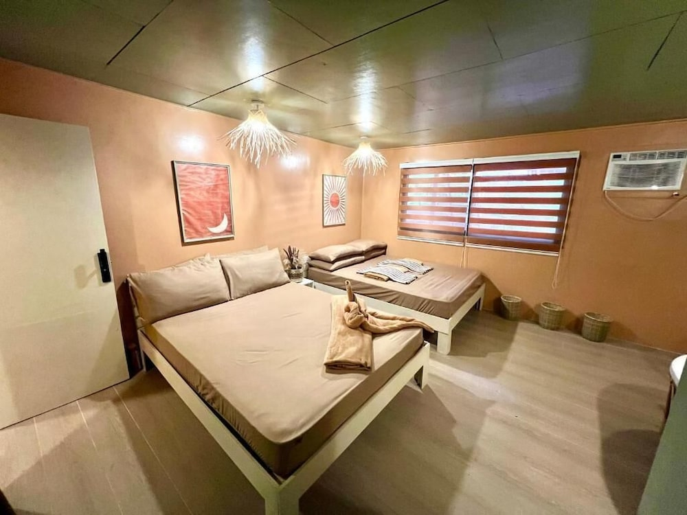 L Casa