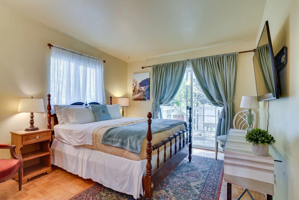 Great for Business Travelers! Peaceful Aloha Unit