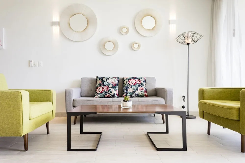 Opal Suites Apartments