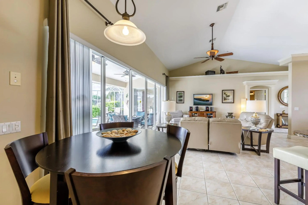 New Gulf Access Home with Private Solar Heated Pool and Spa -Villa Dreamweaver, Cape Coral - Roelens Vacations
