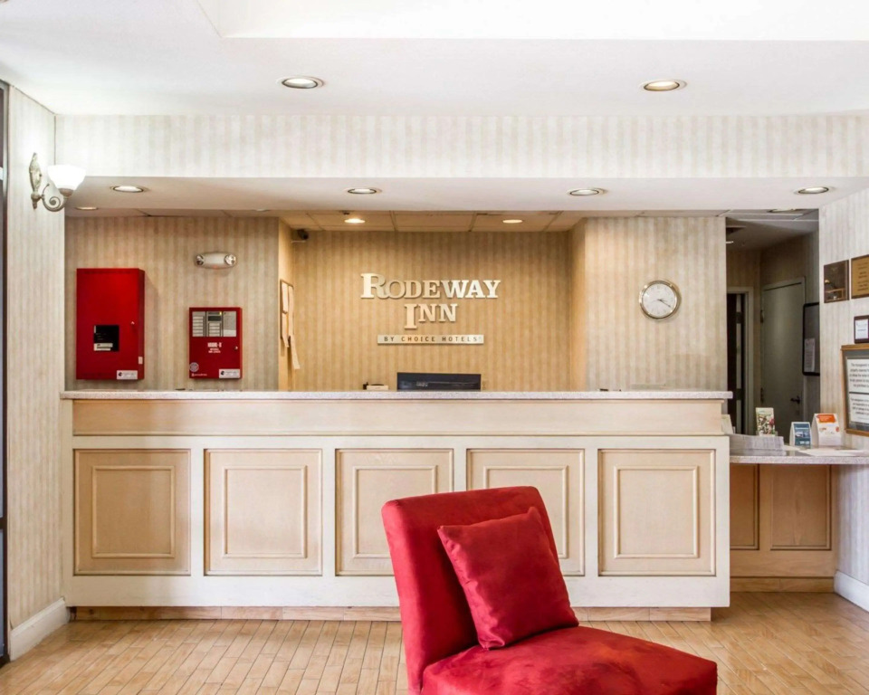 Pacific Coast Inn