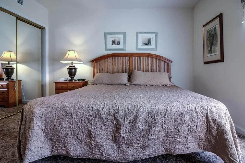 Whispering Pines 612