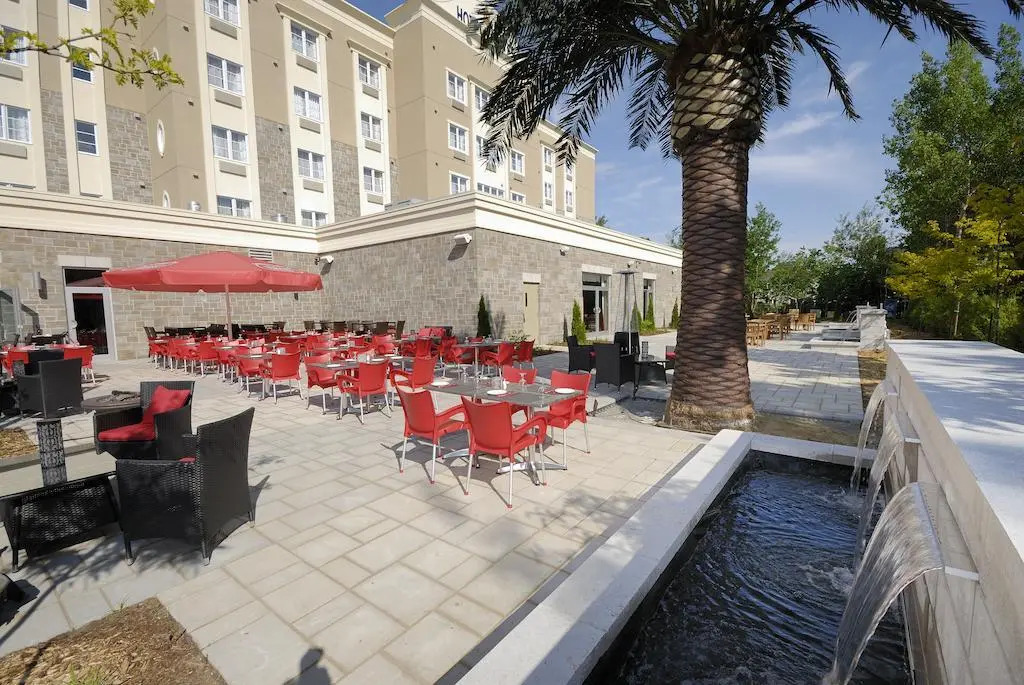 Imperia Hôtel et Suites Terrebonne