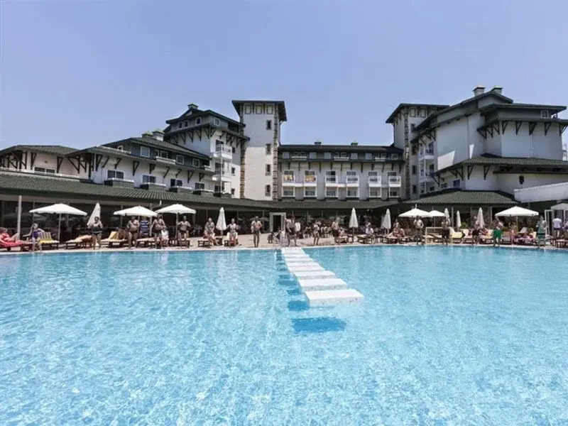 Febeach Resort Spa (*****)