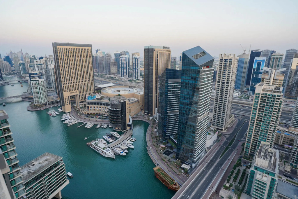 Dubai Marina- Al Sahab 4202