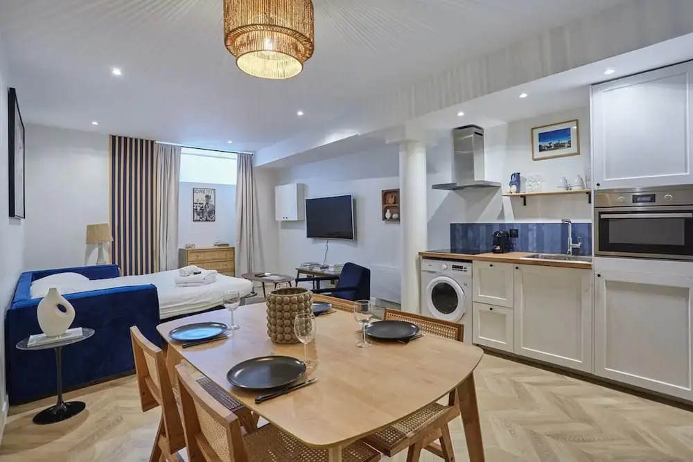 Charming & Modern Duplex Apartment Center of Paris