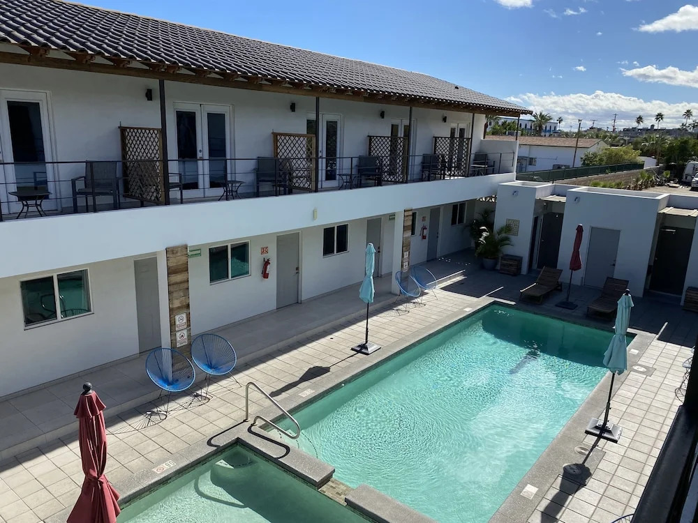 Hotel Marea Baja